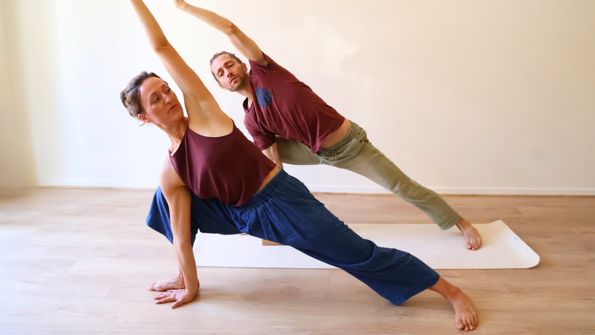 Cours privé de yoga à Toulouse pour soulager le mal de dos et le stress